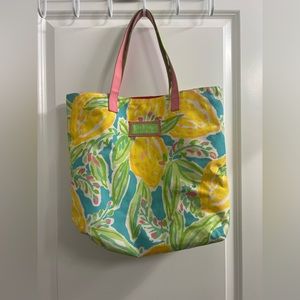 Lilly Pulitzer Estee Lauder Floral Lightweight Tote Beach Bag Tropical Summer